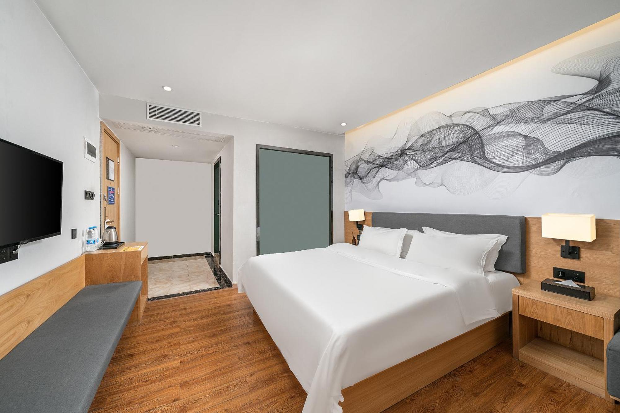 Felice Hotel-Guangzhou Baiyun International Airport Renhe Metro Station Branch กวางโจว ภายนอก รูปภาพ