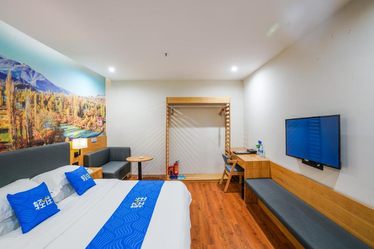 Felice Hotel-Guangzhou Baiyun International Airport Renhe Metro Station Branch กวางโจว ภายนอก รูปภาพ